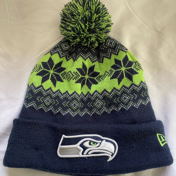 Seattle Seahawks Beanie New Era/NFL Sport Knit Unisex No Tags - Picture 1 of 3